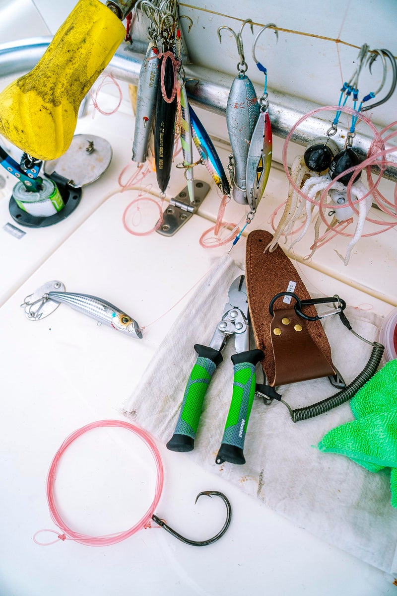 Mustad Demon Offset Circle, 1X Strong - Black Nickel-1/0 - Image 5